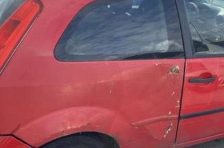 Aile avant droit FORD FIESTA 5