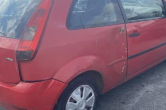 Aile avant droit FORD FIESTA 5