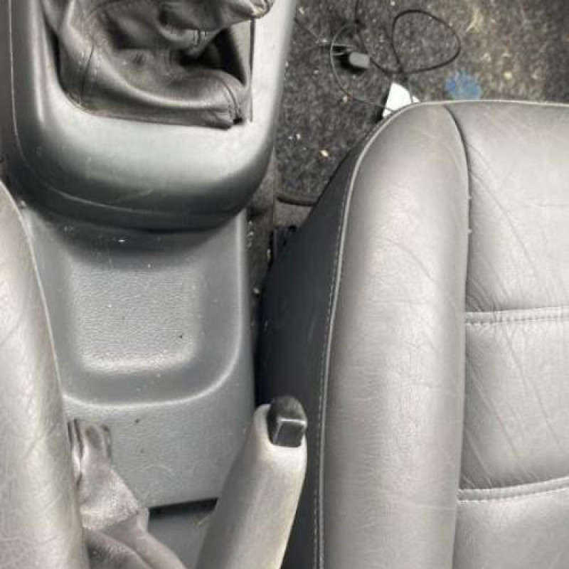 Calandre DAEWOO NEXIA Photo n°20