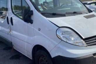 Pivot de moyeu avant gauche RENAULT TRAFIC 2