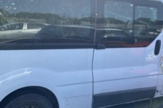 Pivot de moyeu avant gauche RENAULT TRAFIC 2