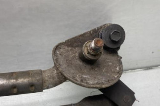 Moteur essuie glace avant TOYOTA COROLLA VERSO 1