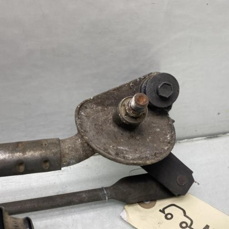 Moteur essuie glace avant TOYOTA COROLLA VERSO 1 Photo n°2