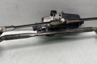 Moteur essuie glace avant TOYOTA COROLLA VERSO 1