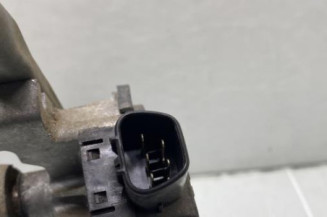 Moteur essuie glace avant TOYOTA COROLLA VERSO 1