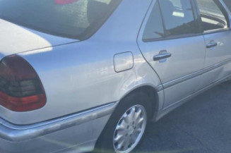 Feu arriere principal gauche (feux) MERCEDES CLASSE C 202