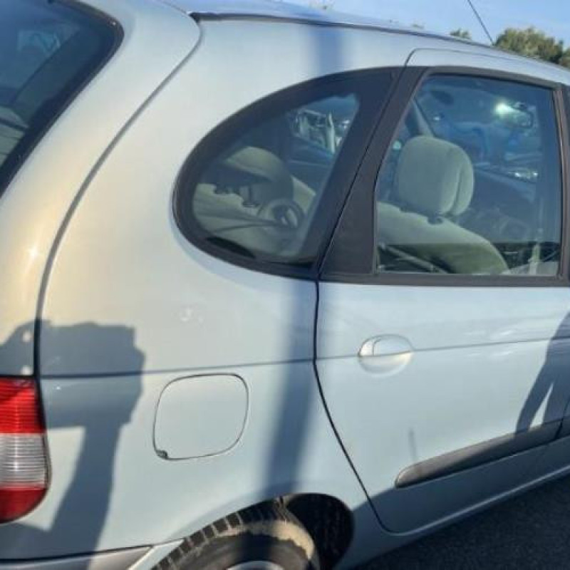 Feu arriere principal droit (feux) RENAULT SCENIC 1 Photo n°7