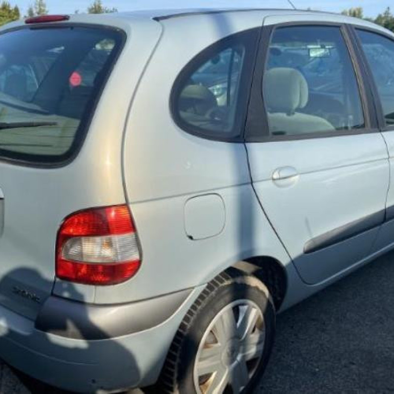 Feu arriere principal droit (feux) RENAULT SCENIC 1 Photo n°9