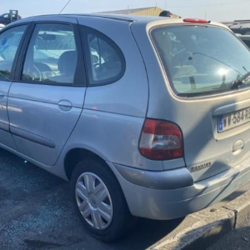 Feu arriere principal droit (feux) RENAULT SCENIC 1 Photo n°11
