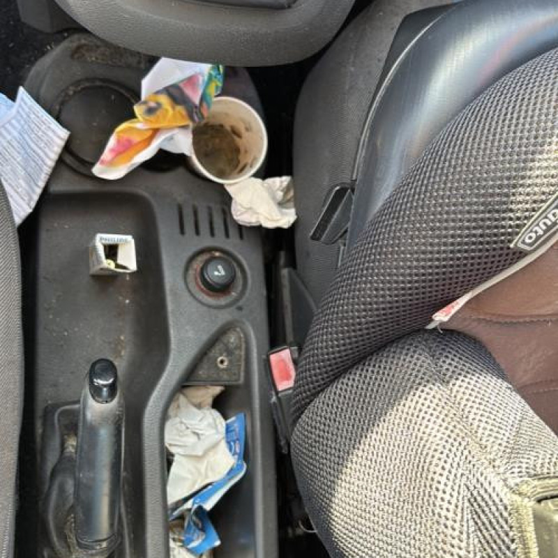 Feu arriere principal droit (feux) FORD C-MAX 1 Photo n°19