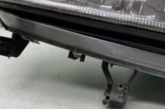 Optique avant principal gauche (feux)(phare) OPEL ZAFIRA A