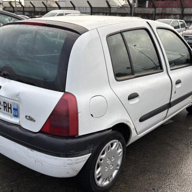 Moteur RENAULT CLIO 2 Photo n°7