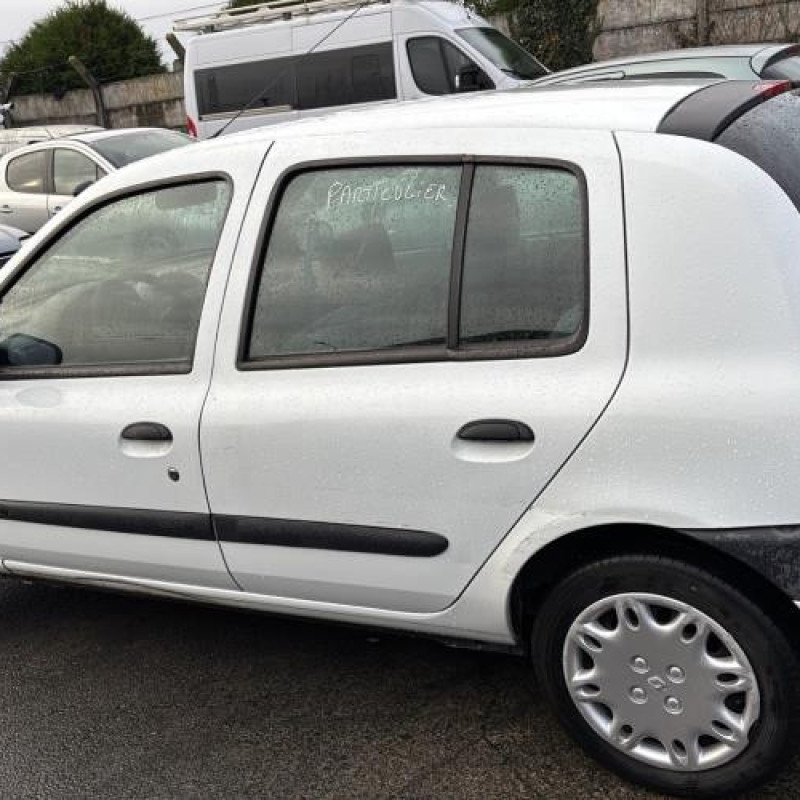 Moteur RENAULT CLIO 2 Photo n°10