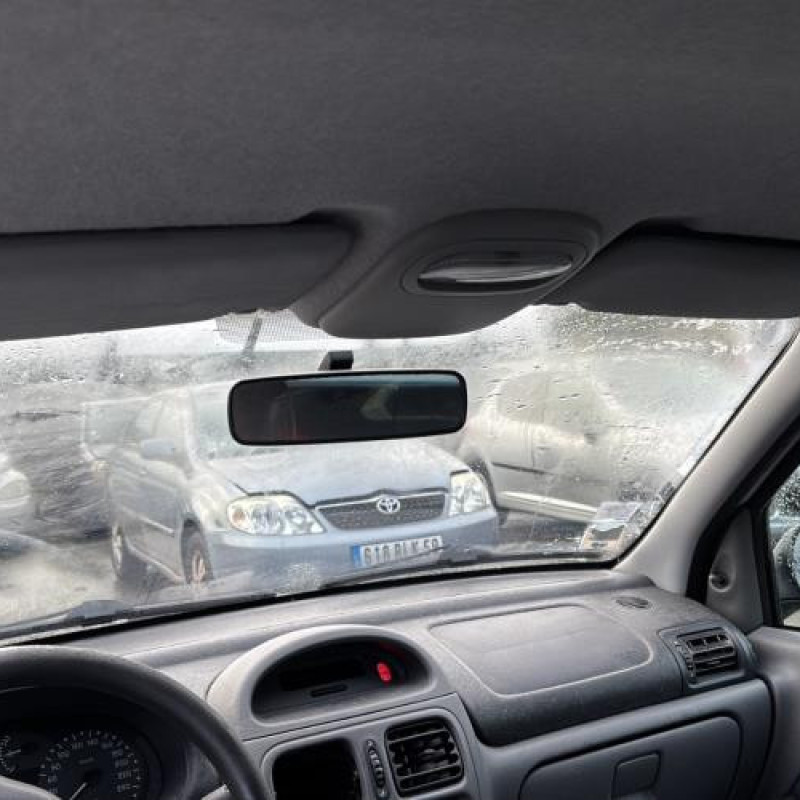 Moteur RENAULT CLIO 2 Photo n°16