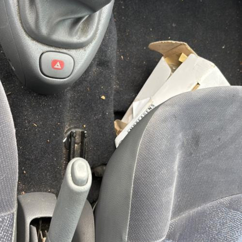 Moteur RENAULT CLIO 2 Photo n°20