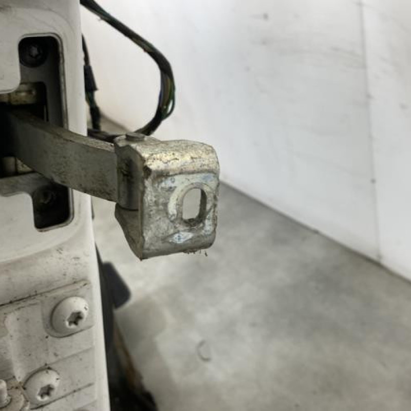 Porte avant droit MERCEDES SPRINTER 2 Photo n°8