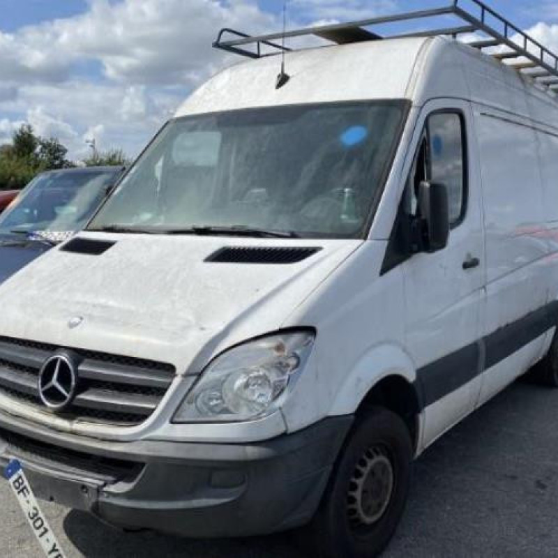 Porte avant droit MERCEDES SPRINTER 2 Photo n°19