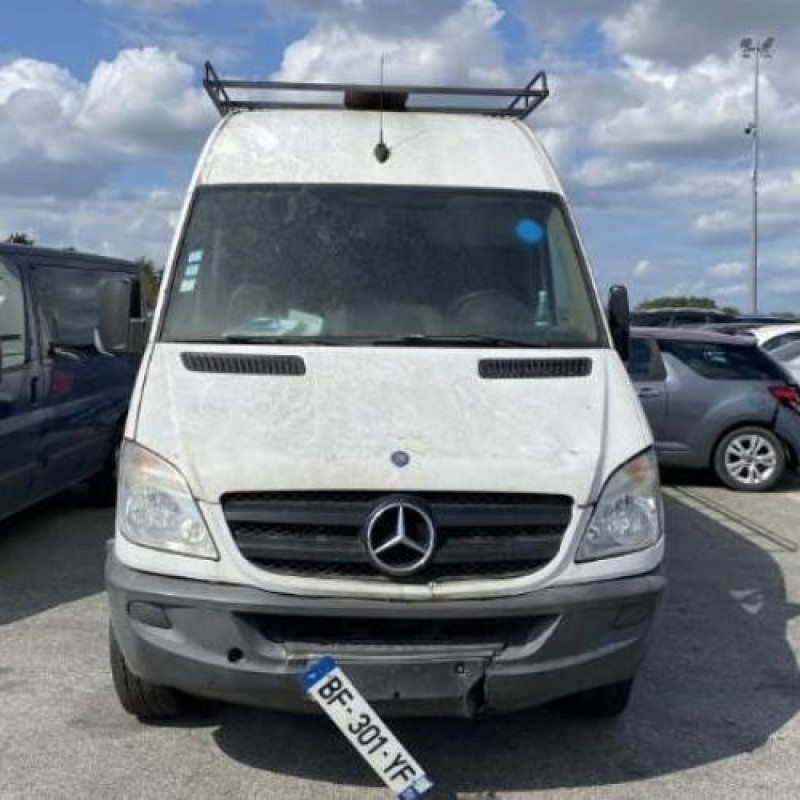 Porte avant droit MERCEDES SPRINTER 2 Photo n°20