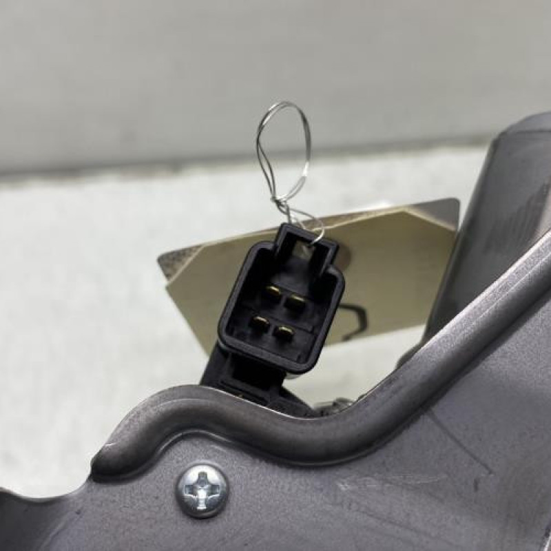 Moteur essuie glace arriere MAZDA 3 3 Photo n°3