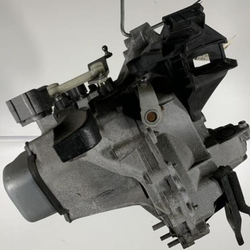 Boite de vitesses PEUGEOT 208 1 Photo n°4