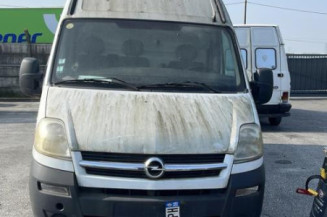 Vitre avant droit OPEL MOVANO A