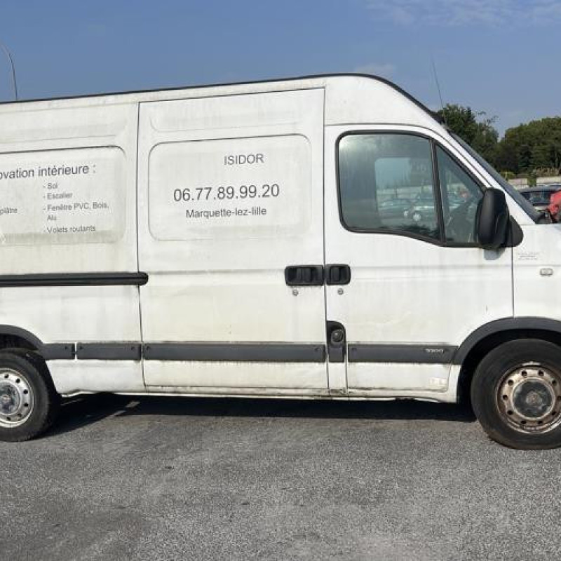Vitre avant droit OPEL MOVANO A Photo n°17