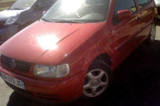 Pompe de direction VOLKSWAGEN POLO 3