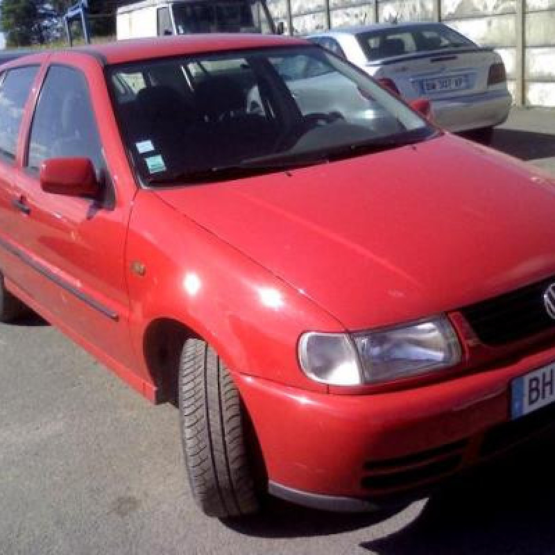 Pompe de direction VOLKSWAGEN POLO 3 Photo n°4