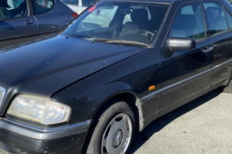 Retroviseur droit MERCEDES CLASSE C 202