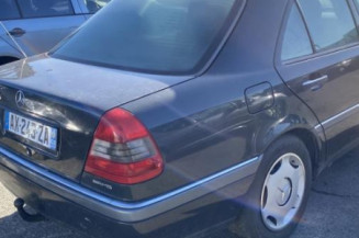 Retroviseur droit MERCEDES CLASSE C 202