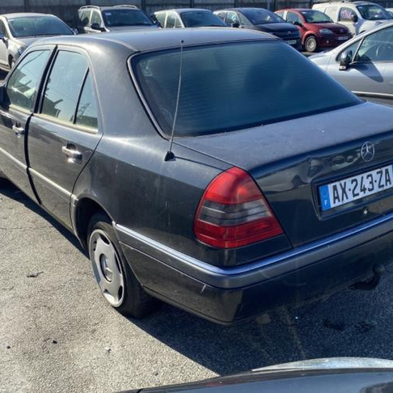 Retroviseur droit MERCEDES CLASSE C 202 Photo n°8