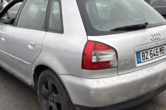 Aile avant droit AUDI A3 1