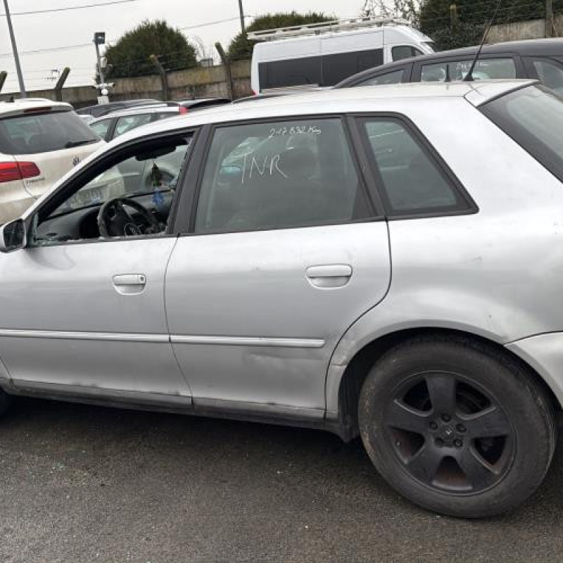 Aile avant droit AUDI A3 1 Photo n°11