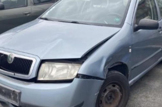 Aile avant droit SKODA FABIA 1