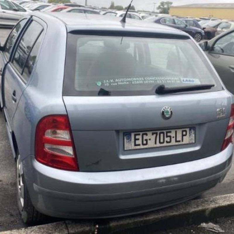 Aile avant droit SKODA FABIA 1 Photo n°14