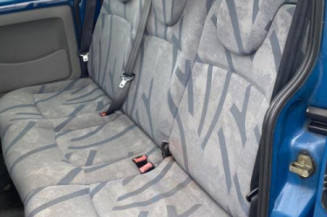 Aile avant droit RENAULT KANGOO 1