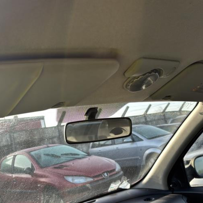 Aile avant gauche NISSAN MICRA 3 Photo n°16
