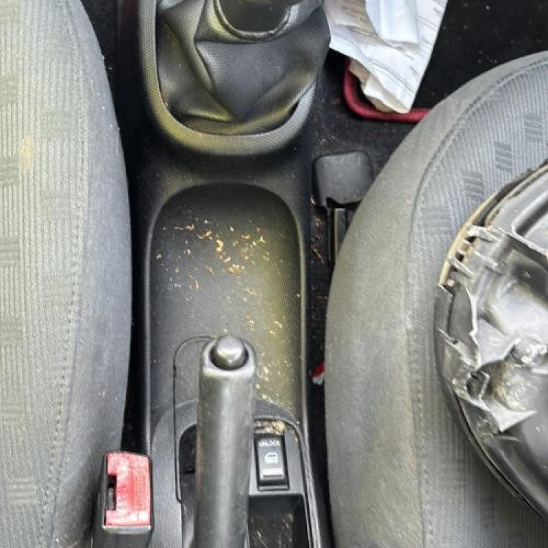 Aile avant gauche NISSAN MICRA 3 Photo n°18