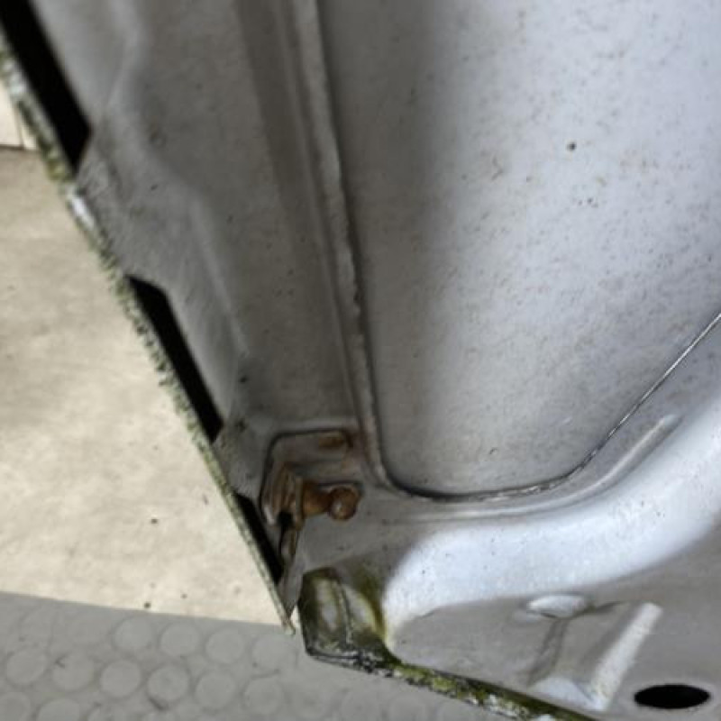 Capot PEUGEOT 106 Photo n°7