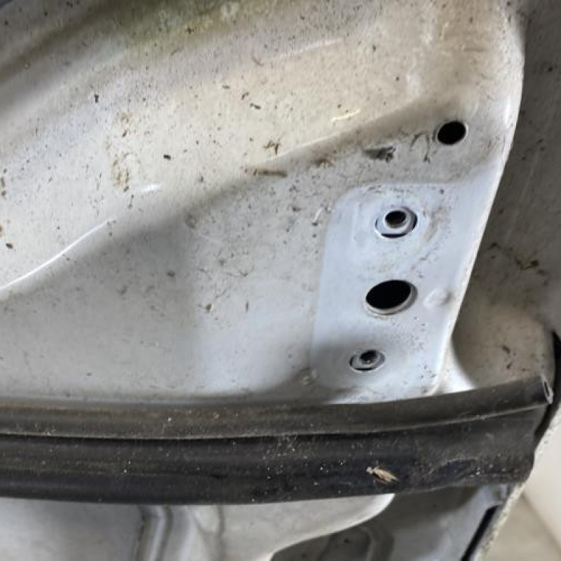 Capot PEUGEOT 106 Photo n°9