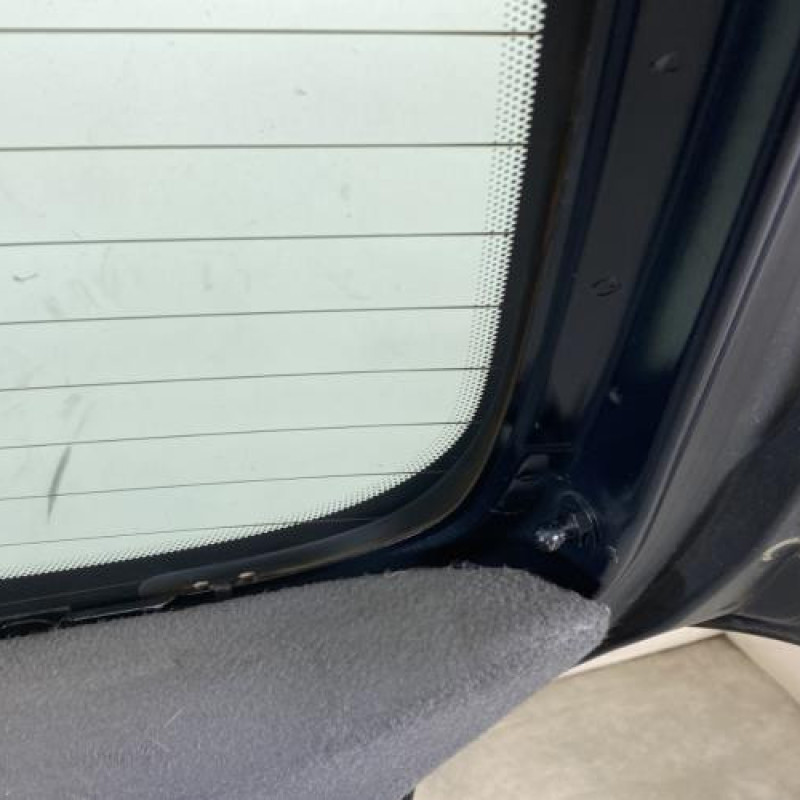 Malle/Hayon arriere CITROEN XSARA PICASSO Photo n°8