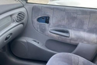 Porte arriere droit RENAULT MEGANE 1