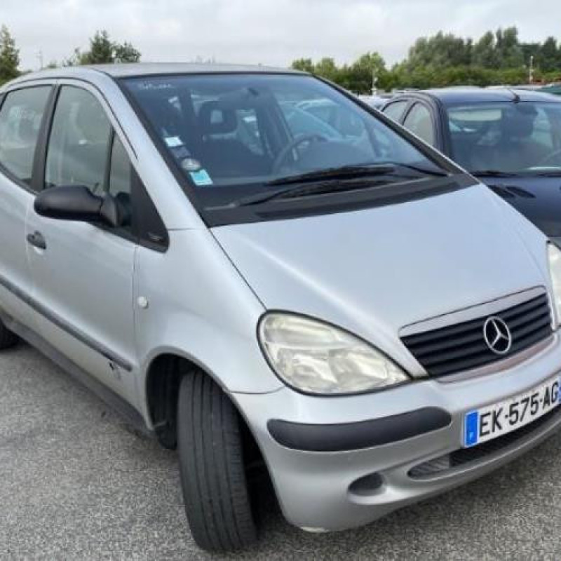 Porte arriere droit MERCEDES CLASSE A 168 Photo n°19