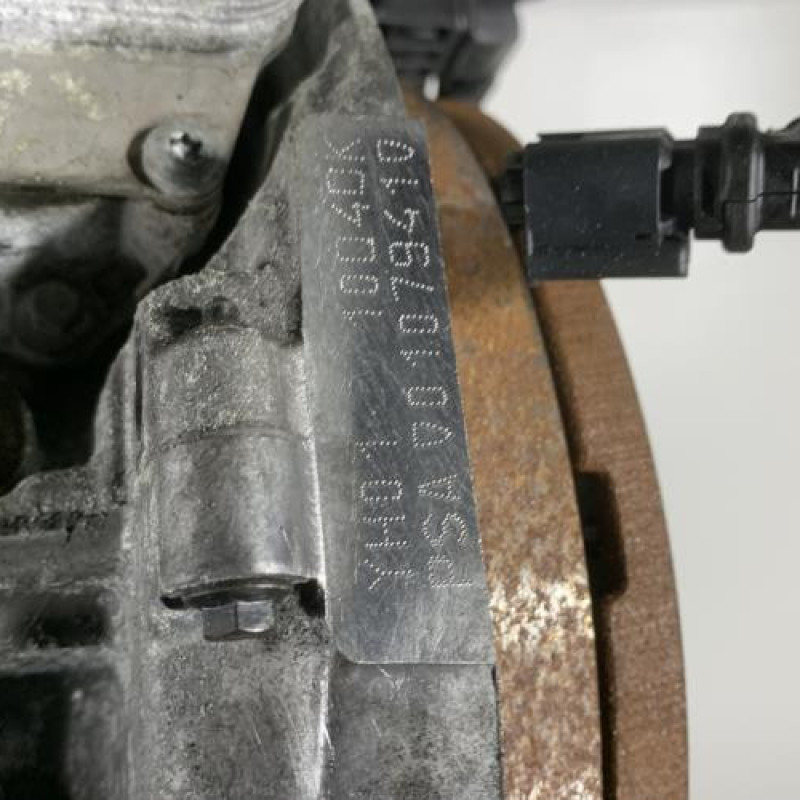 Moteur OPEL VIVARO 3 Photo n°5