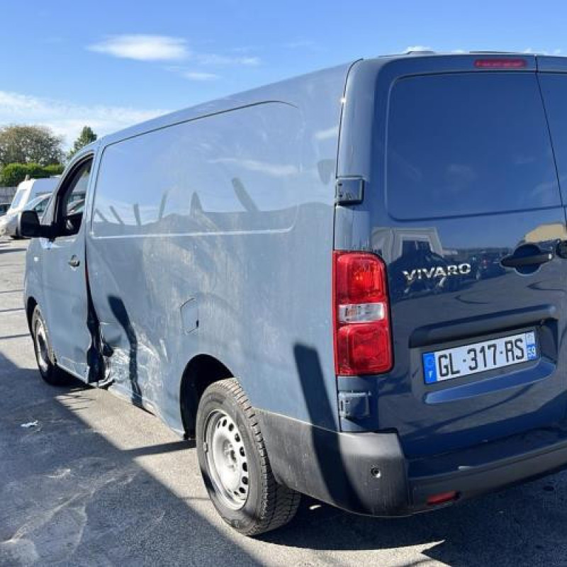 Moteur OPEL VIVARO 3 Photo n°8