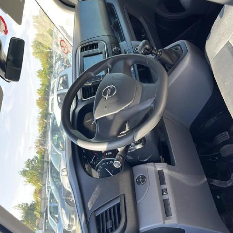 Moteur OPEL VIVARO 3 Photo n°17