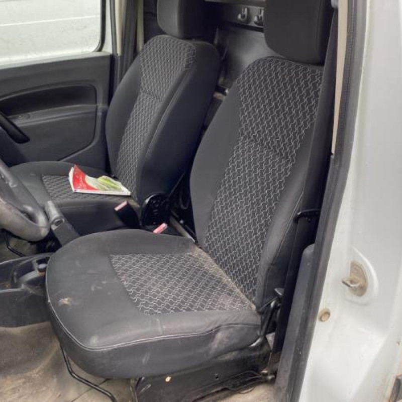 Moteur RENAULT KANGOO 2 Photo n°12