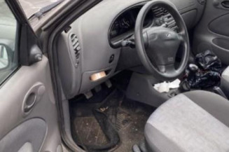 Retroviseur gauche FORD FIESTA 4