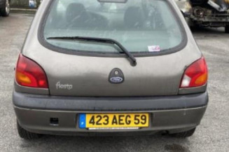 Retroviseur gauche FORD FIESTA 4