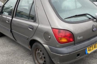 Retroviseur gauche FORD FIESTA 4